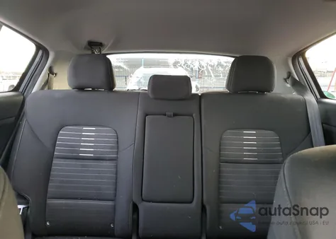 2017 Kia Sportage Lx z USA, uszkodzony, nr VIN KNDPMCAC4H7238255